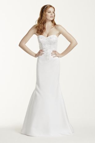 Sweetheart Lace Wedding Dress for Petites